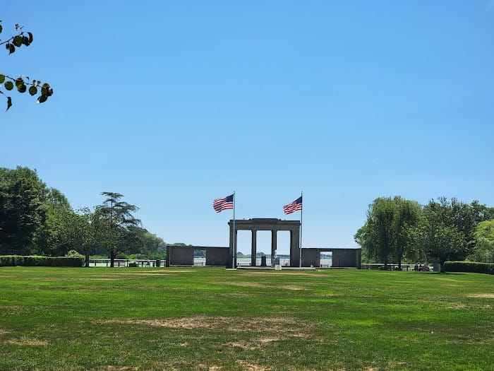 Agawam Park